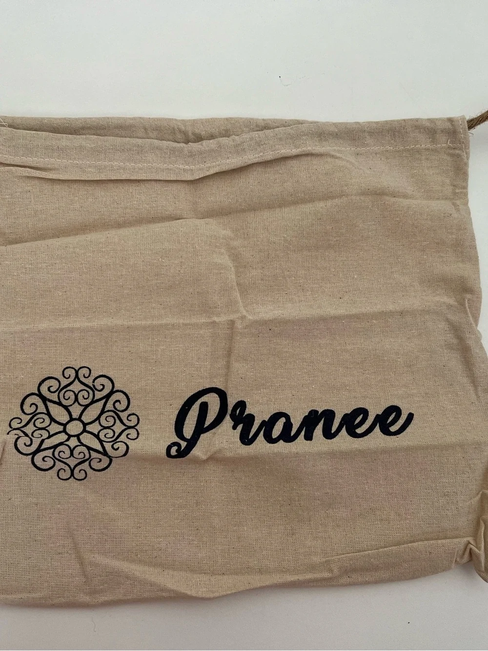 PRANEE Black Leather Wristlet with Multicolor Embroidered Panel